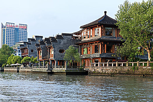 soi cau tuan