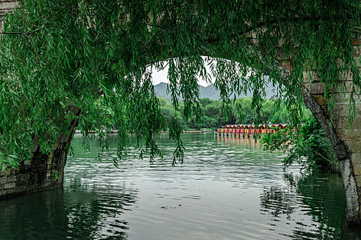 lo kep khung 3 ngay