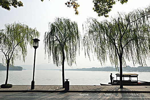 xs thứ 5